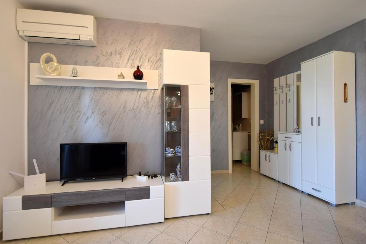 Apartment Lucy Malinska Dış mekan fotoğraf