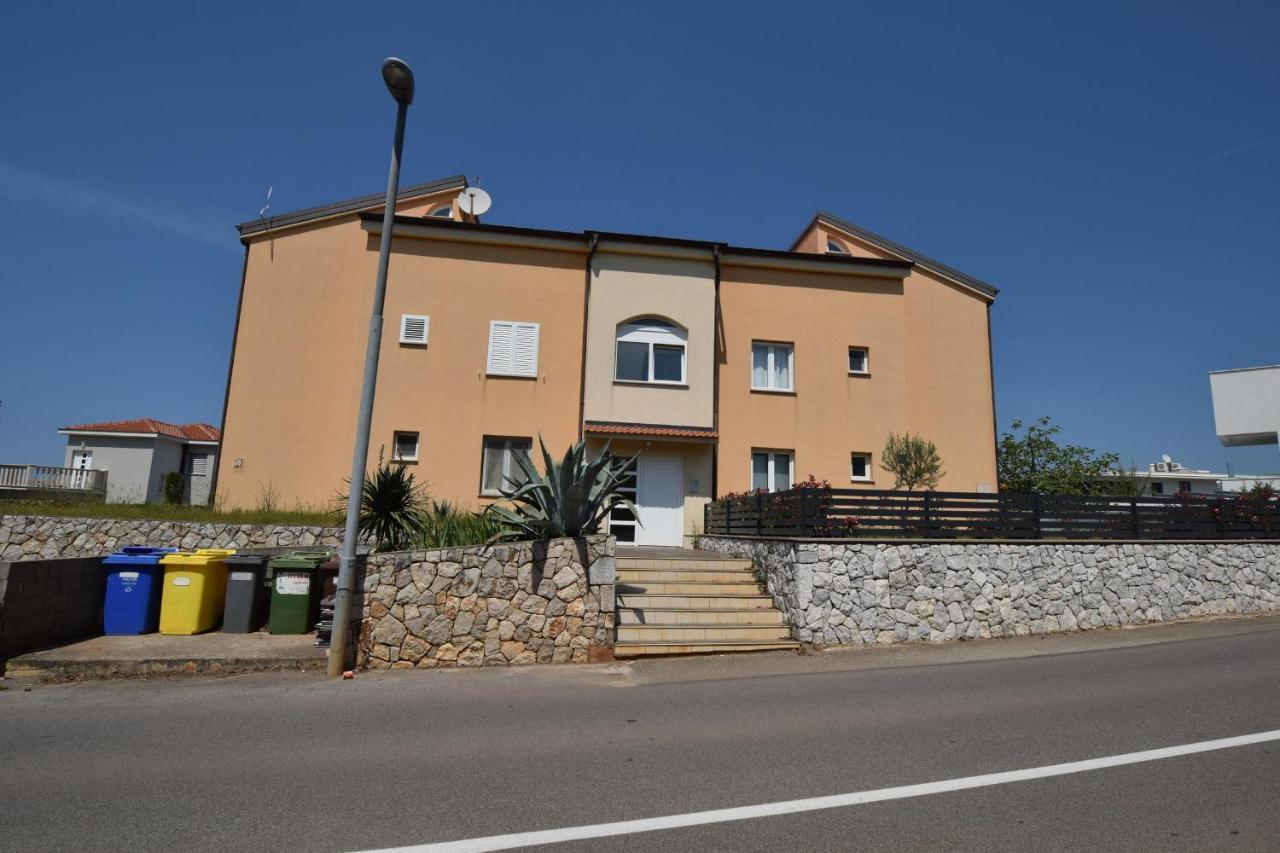 Apartment Lucy Malinska Dış mekan fotoğraf